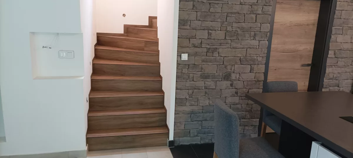 Lepený vinyl